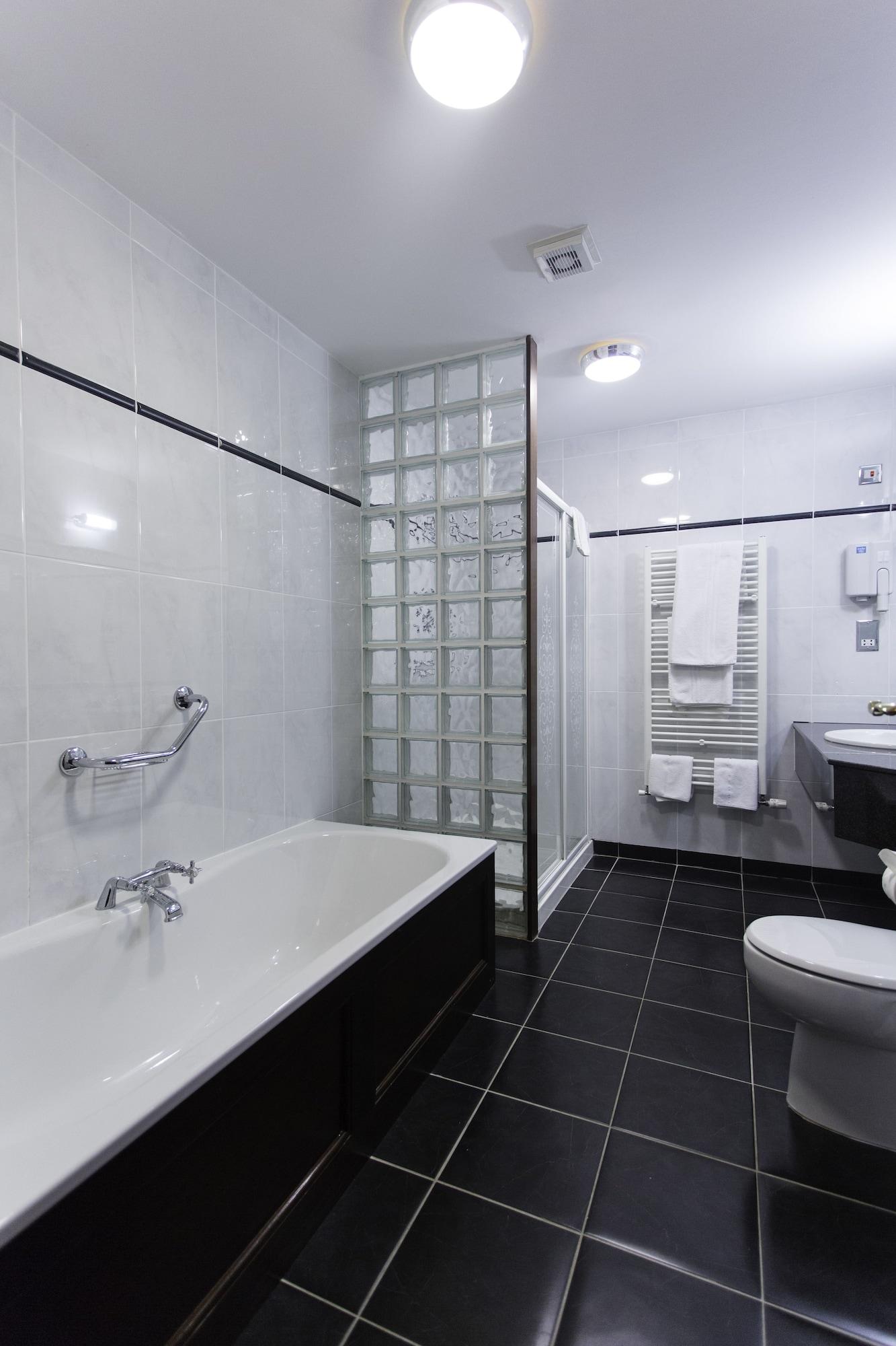 The Sandhouse Hotel And Marine Spa Donegal Town Extérieur photo